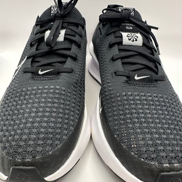 NIKE Women's 12 Interact Run Black/White Running Sneaker fd2292-003 - Picture 4 of 8
